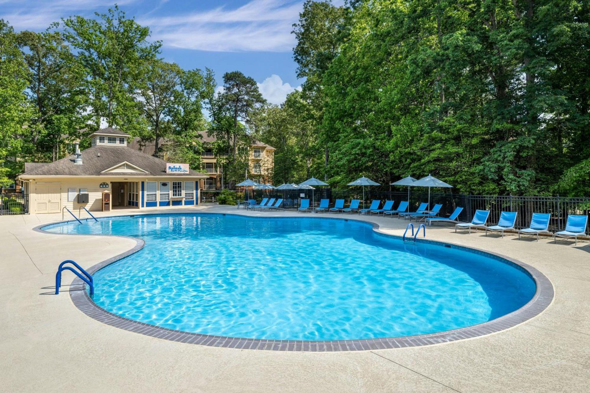 Hotel Marriott's Manor Club At Ford's Colony 4*